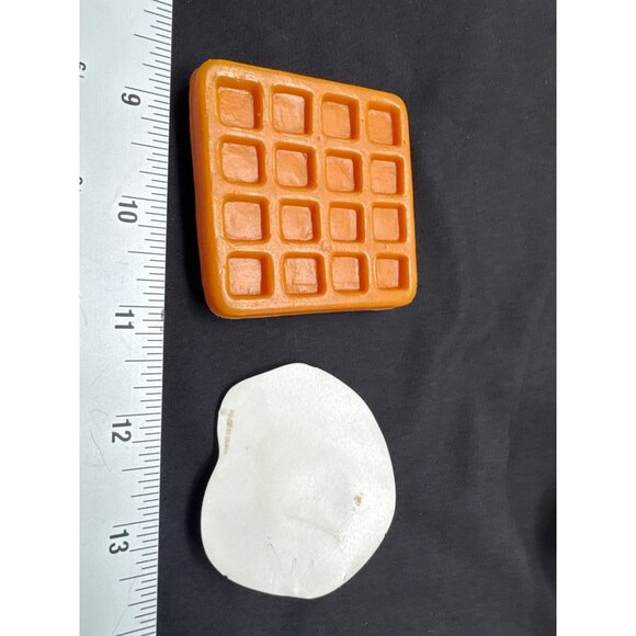Plastic Play Food Set - Chicken Drumsticks Fried Egg Waffle & Eggs - Picture 3 of 6